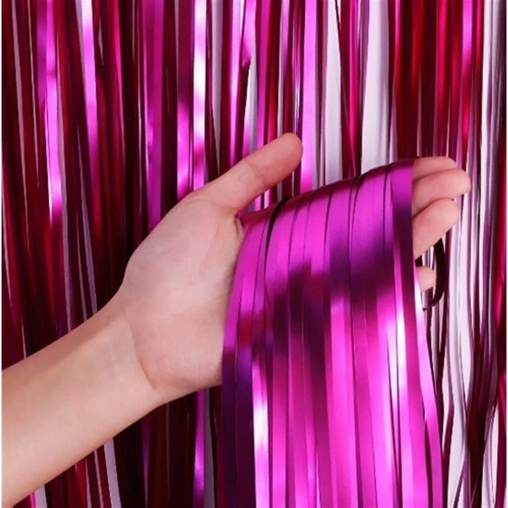 CORTINA METALICA COLOR MAGENTA
